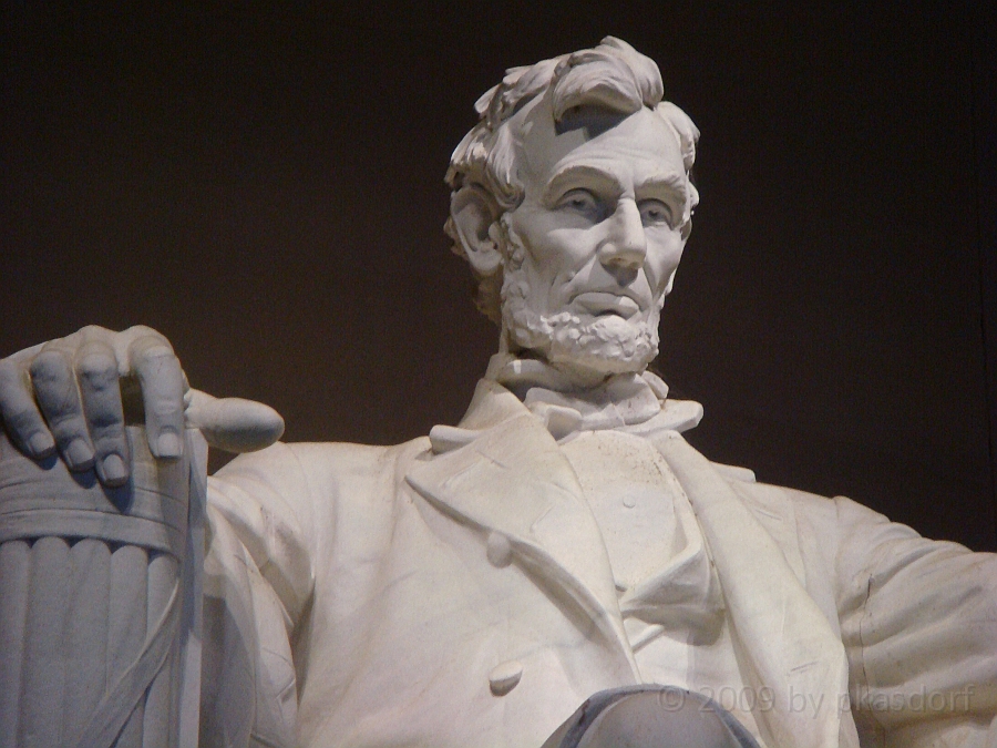 Washington DC [2009 July 03] 234.JPG - Scenes from The Lincoln Memorial